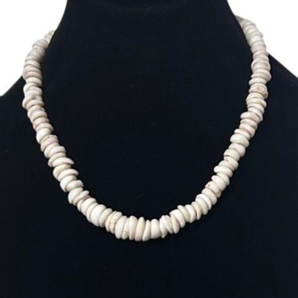 No Brand Jewelry - Vintage 70s Puka Shell Choker Necklace Unisex 16" White Surfer Hawaiian